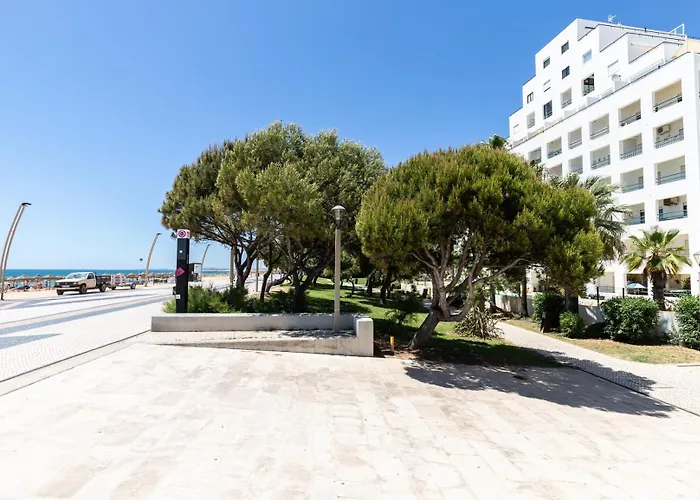 First Line Front Pool Flat View Lejlighed Quarteira