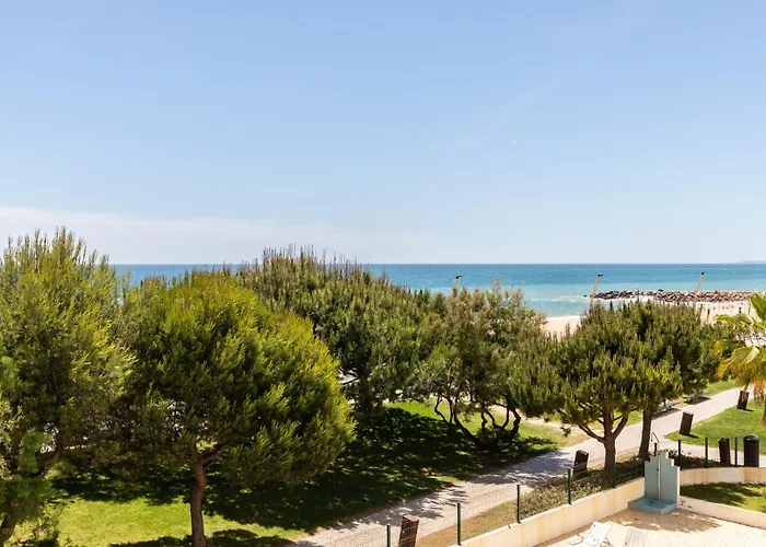 Apartment First Line Front Pool Flat View